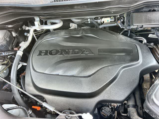 Certified 2021 Honda Ridgeline Black Edition image 10