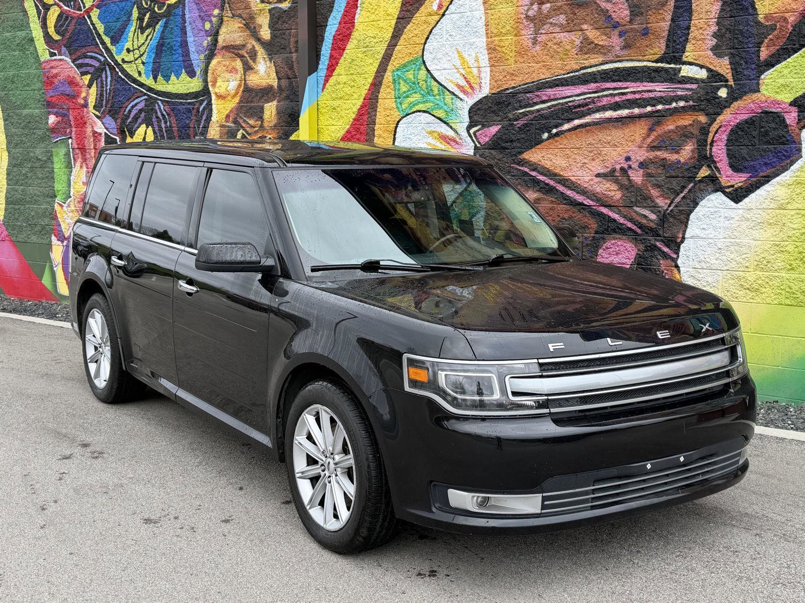 Used 2019 Ford Flex Limited FWD image 2