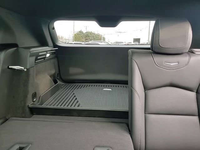 Used 2024 Cadillac XT4 Premium Luxury image 26