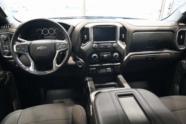Used 2021 Chevrolet Silverado 1500 RST image 13