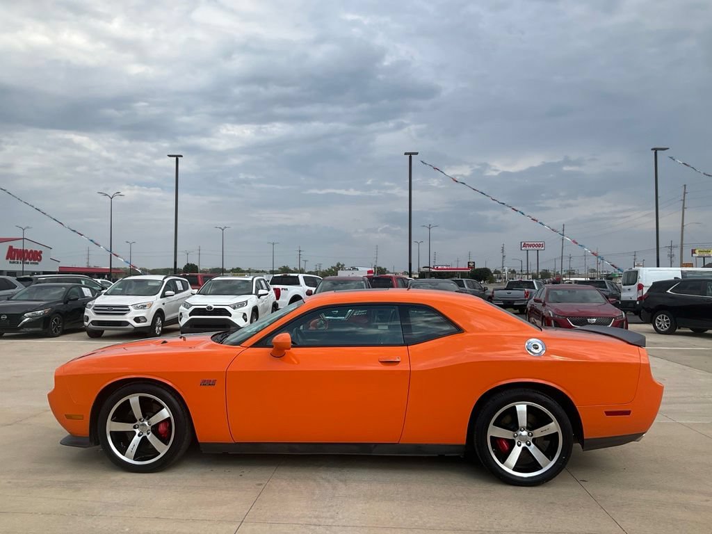 Used 2012 Dodge Challenger SRT8 w/ Premium Sound Group RWD image 29