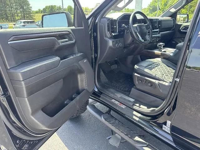 Used 2023 Chevrolet Silverado 1500 RST w/ All Star Edition Plus AWD/4WD image 9