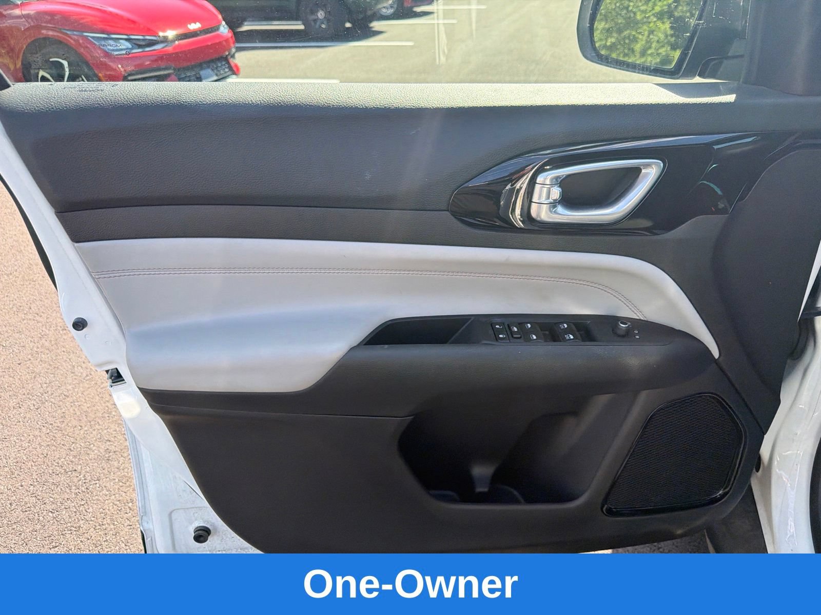 Used 2024 Jeep Compass Limited AWD/4WD image 13
