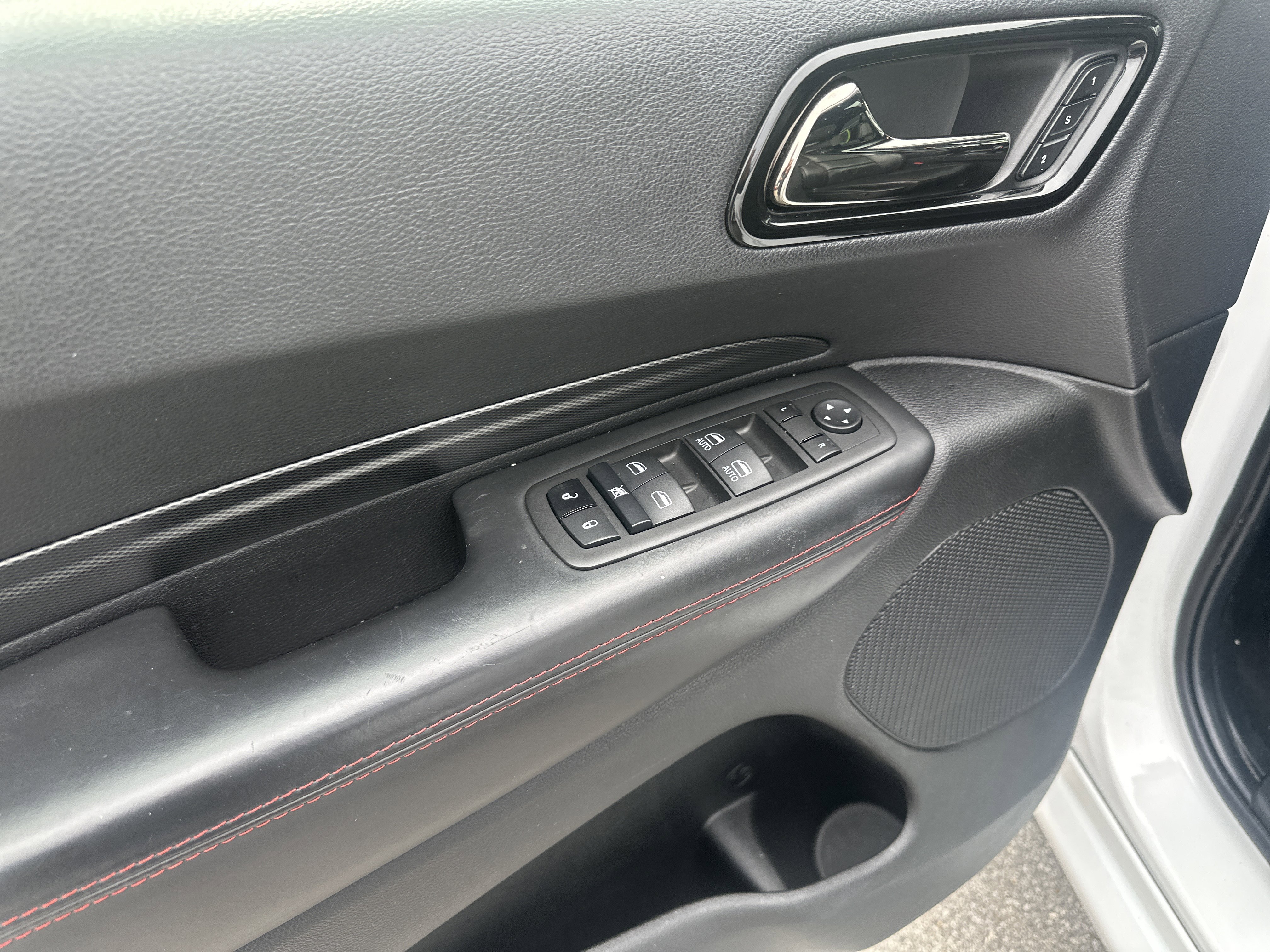 Used 2023 Dodge Durango GT image 13