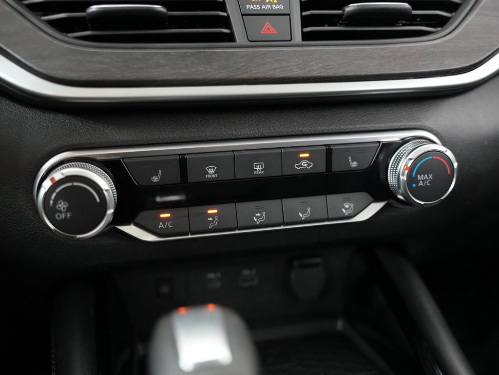 Used 2023 Nissan Altima 2.5 SV w/ SV Premium Package FWD image 23