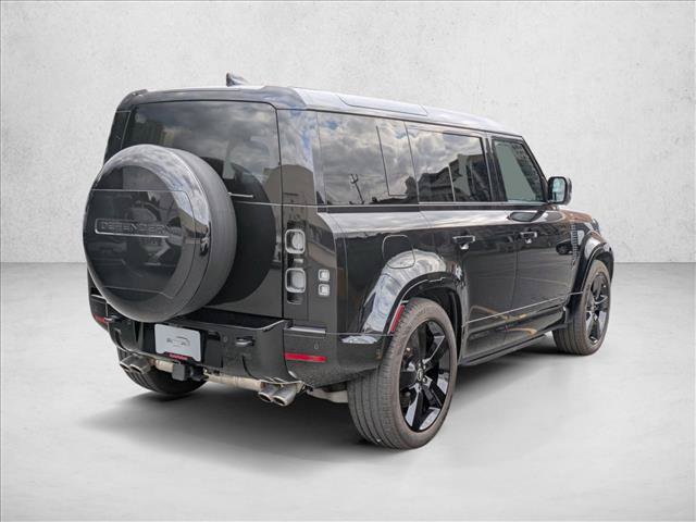 Certified 2025 Land Rover Defender 110 V8 AWD/4WD image 5