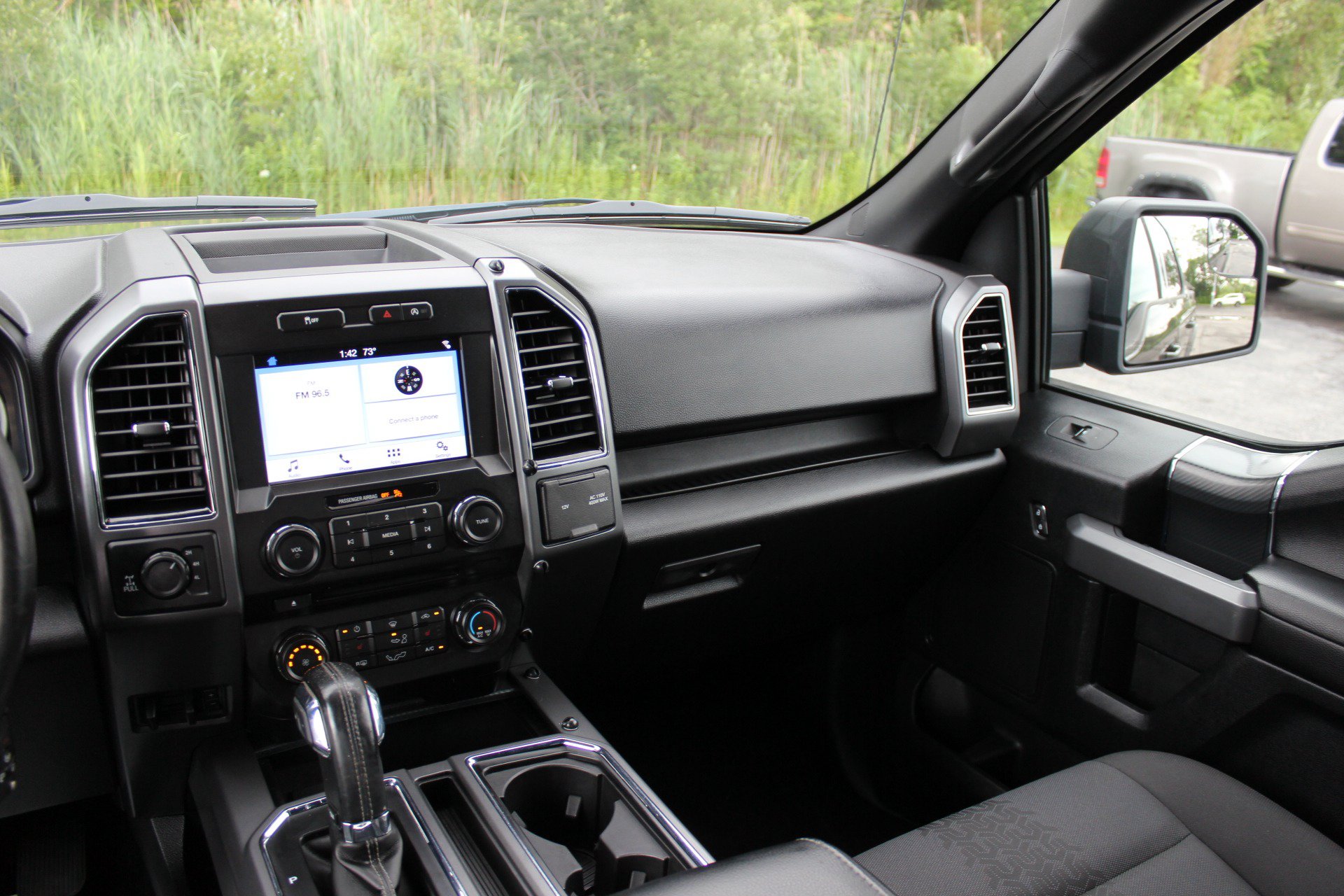 Used 2018 Ford F150 XLT w/ Equipment Group 302A Luxury AWD/4WD image 20