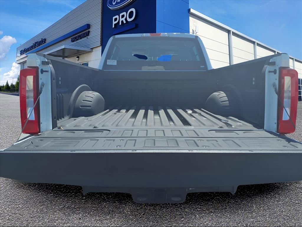 Used 2024 Ford F350 XL image 30
