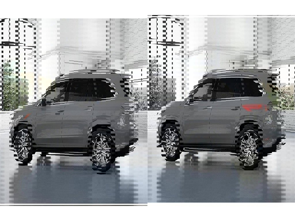 New 2026 Mercedes-Benz GLS 580 4MATIC image 32