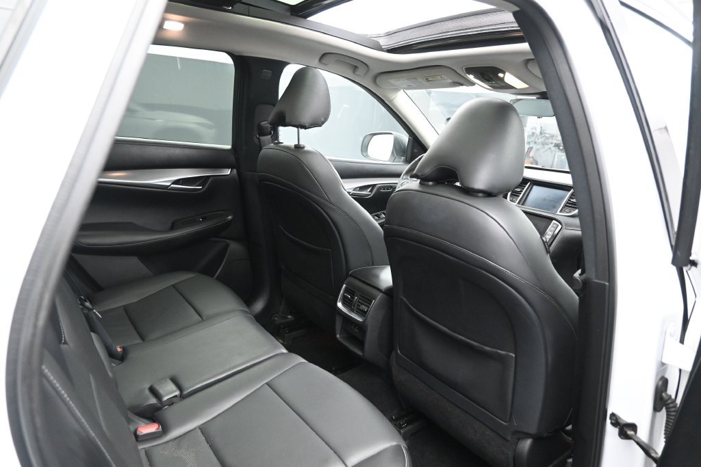 Used 2023 INFINITI QX50 Luxe FWD image 27