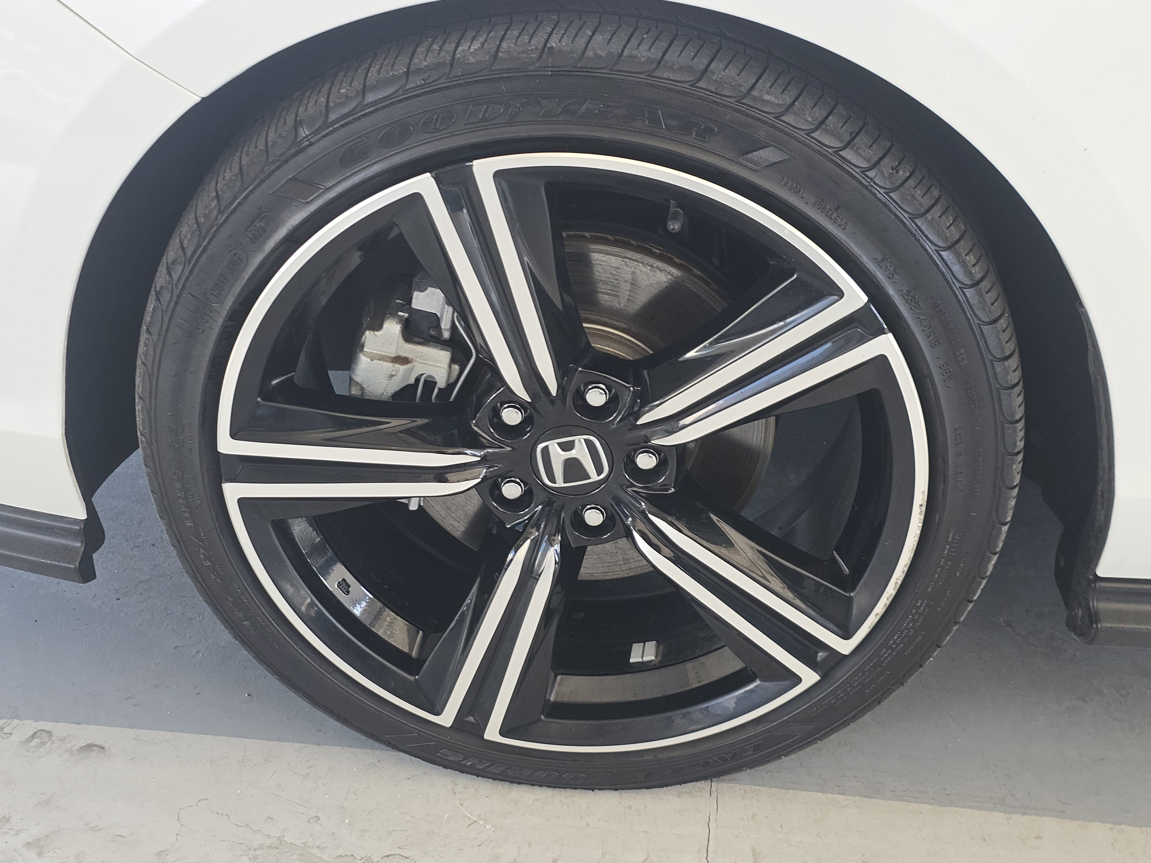 Used 2024 Honda Accord Sport image 13