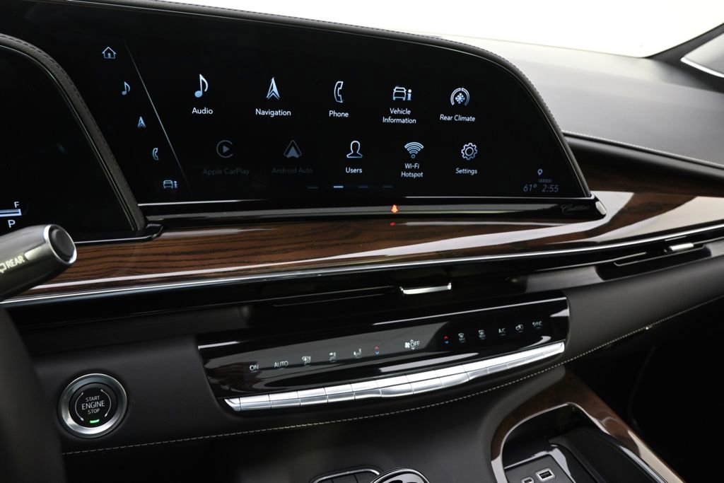 Certified 2024 Cadillac Escalade Sport Platinum w/ LPO, ONYX Package image 29