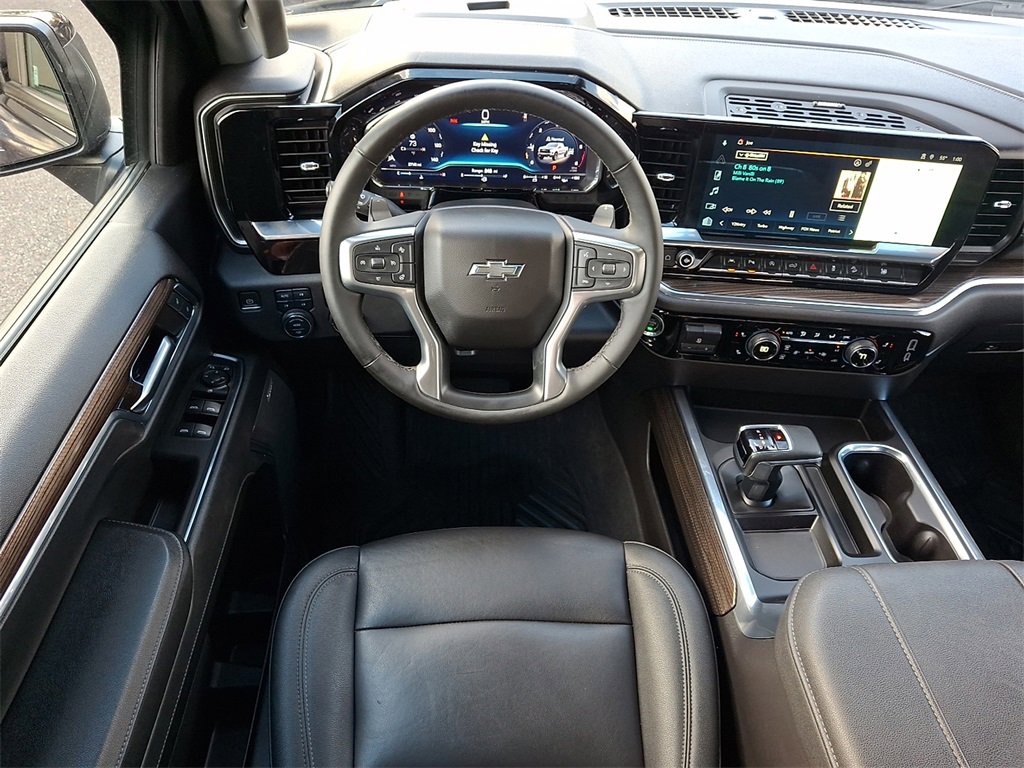 Used 2024 Chevrolet Silverado 1500 LT Trail Boss w/ LT Trail Boss Premium Package image 11