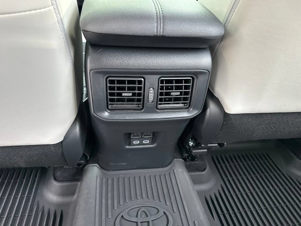 Used 2025 Toyota RAV4 Limited AWD/4WD image 16