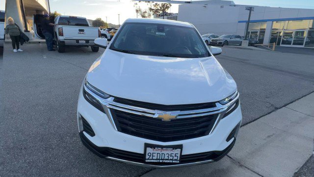 Used 2023 Chevrolet Equinox LT image 3