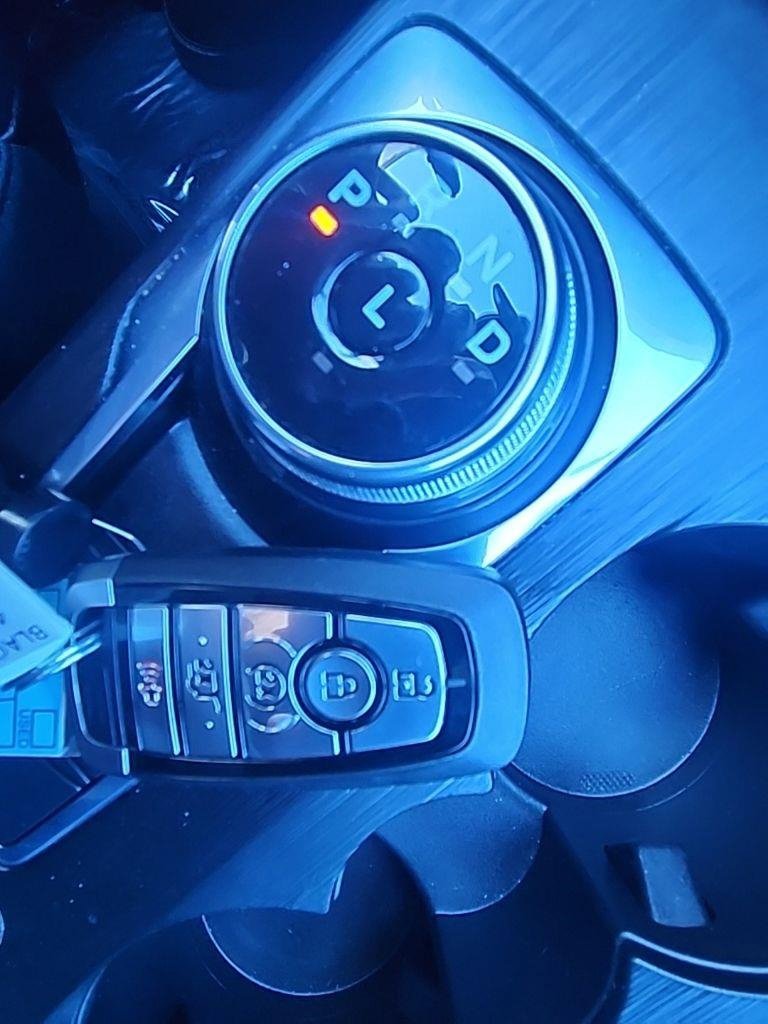 Certified 2023 Ford Escape ST-Line Select w/ Tech Pack #1 image 18