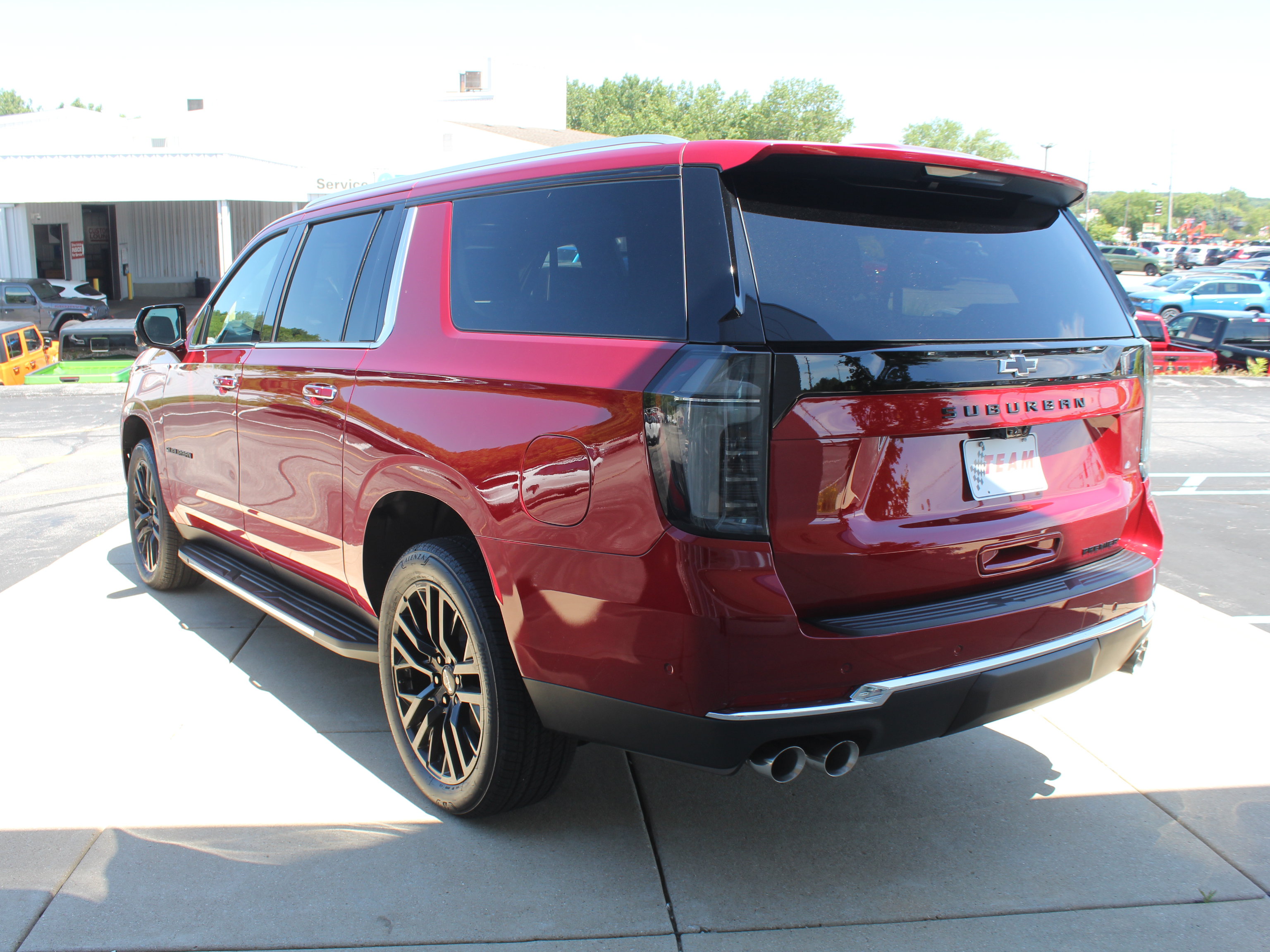 New 2026 Chevrolet Suburban Premier AWD/4WD image 5