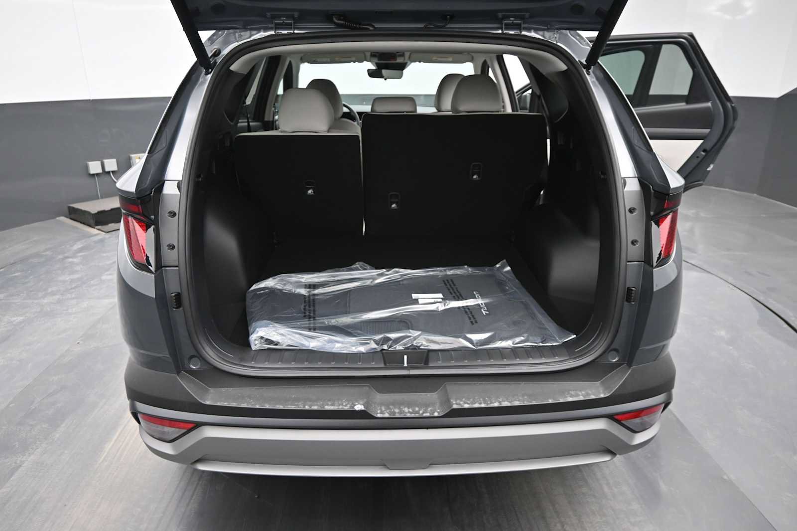 New 2026 Hyundai Tucson SEL Plus AWD/4WD image 13