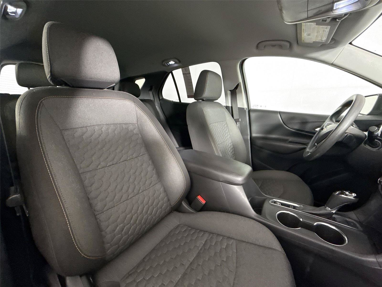 Used 2020 Chevrolet Equinox LT AWD/4WD image 38