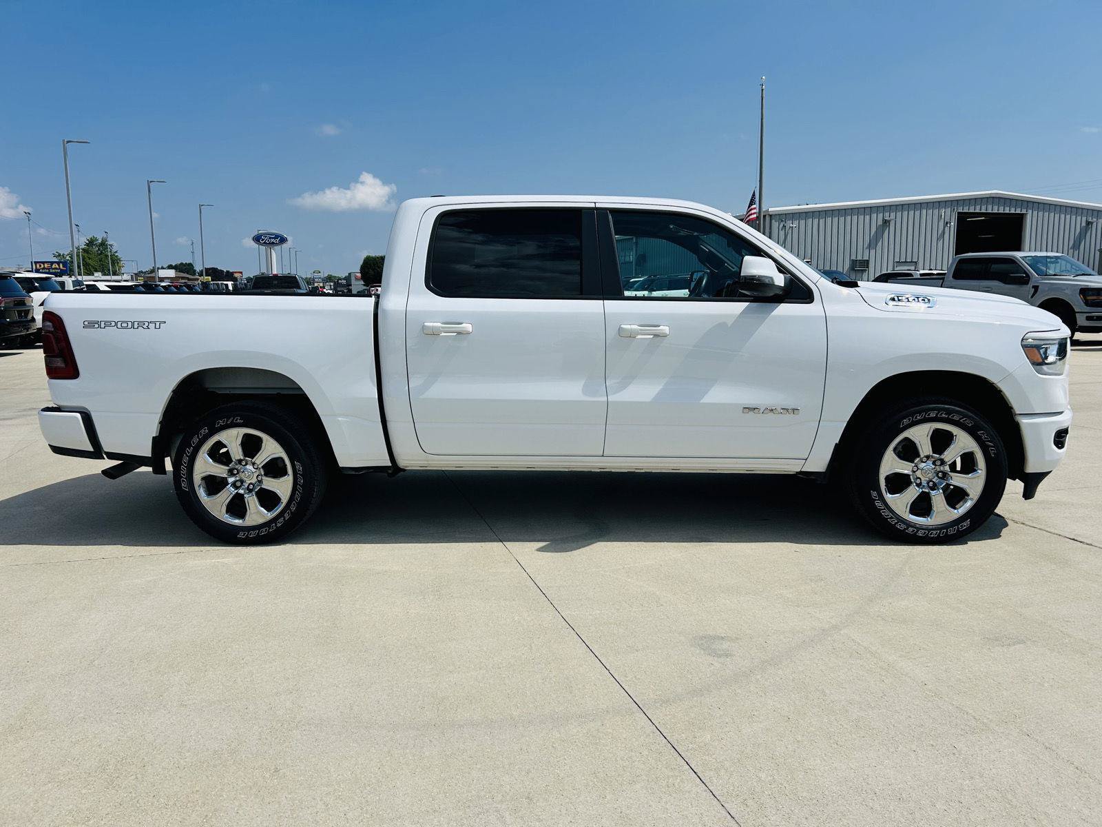 Used 2023 RAM 1500 Big Horn AWD/4WD image 38
