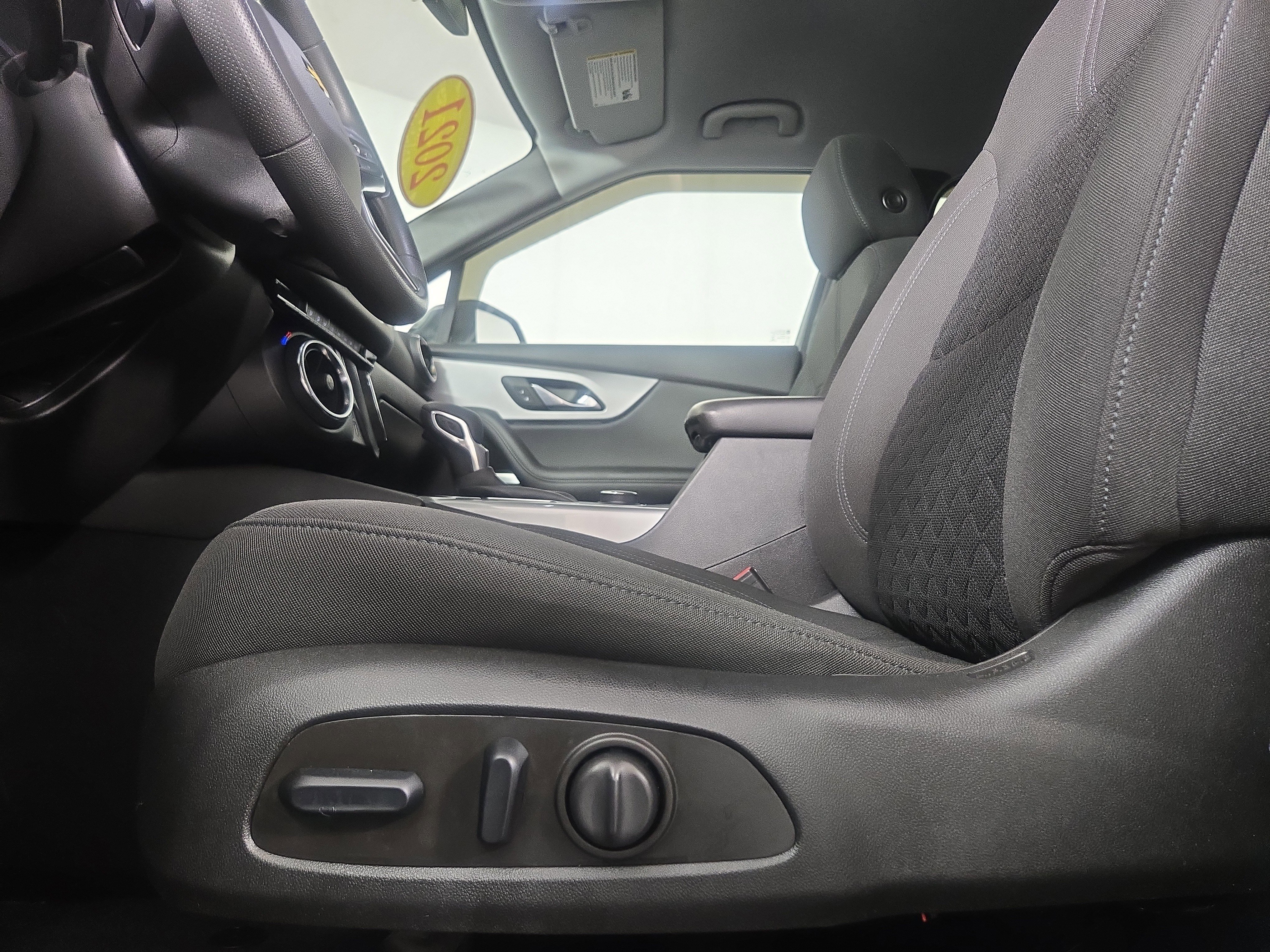 Used 2021 Chevrolet Blazer LT image 31