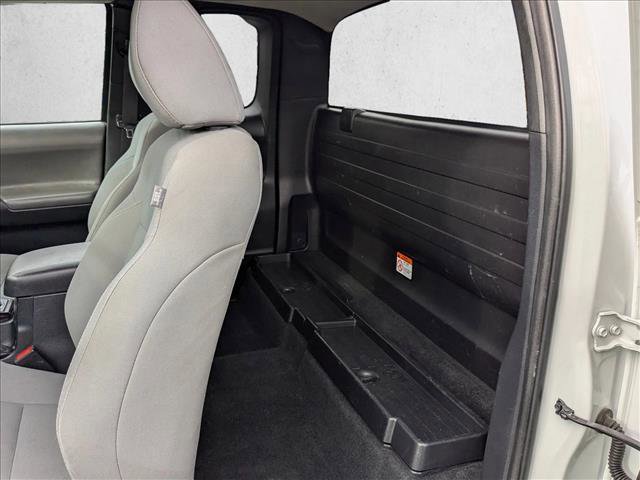 Used 2019 Toyota Tacoma SR image 18