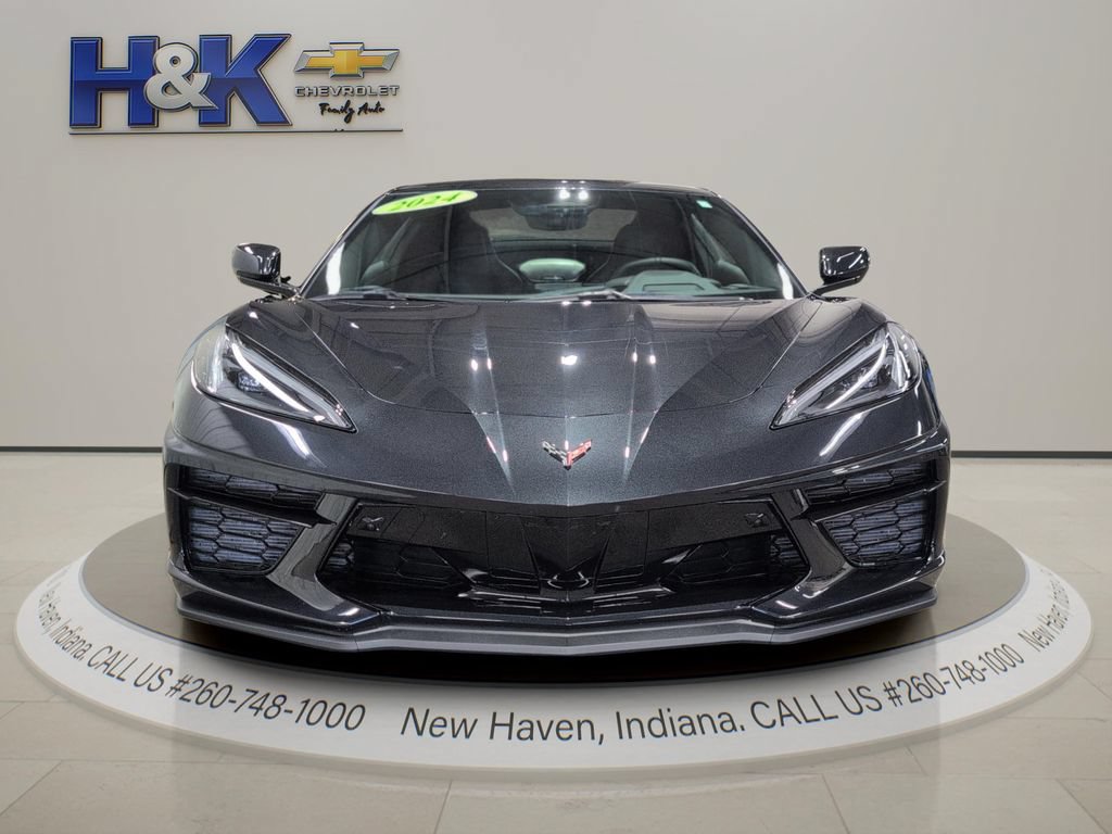 Used 2024 Chevrolet Corvette Stingray Preferred Conv w/ 2LT RWD image 2