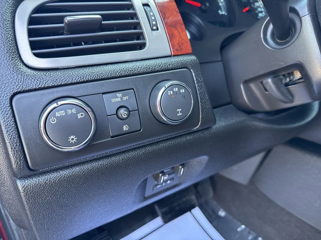 Used 2009 Chevrolet Silverado 2500 LTZ w/ LPO, Protection Package image 17