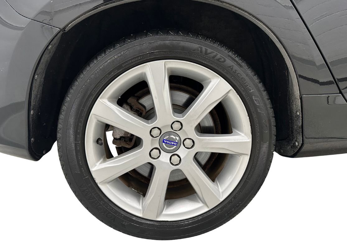 Used 2017 Volvo V60 T5 Platinum w/ Climate Package image 9