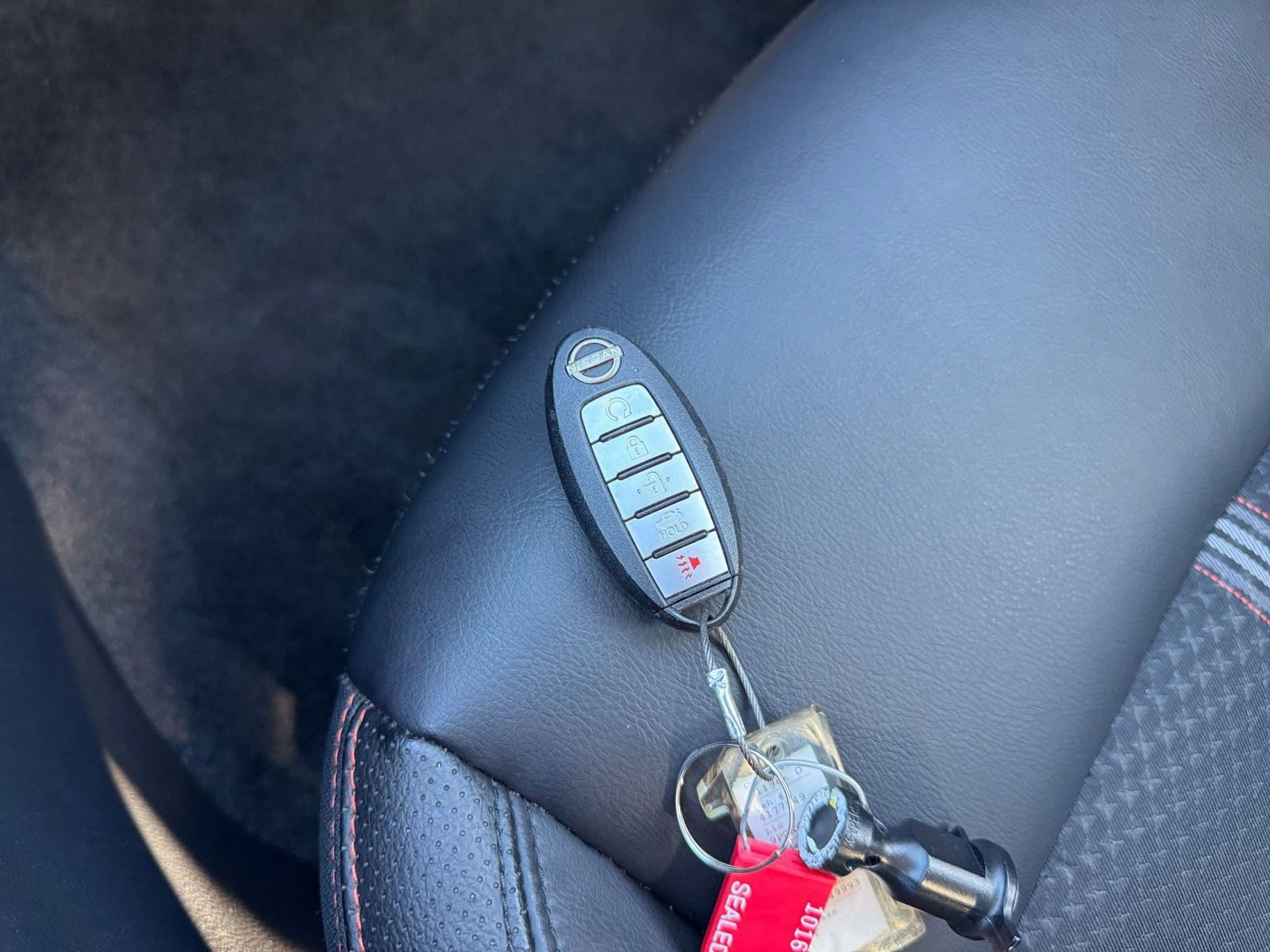 Used 2025 Nissan Altima 2.5 SR image 21