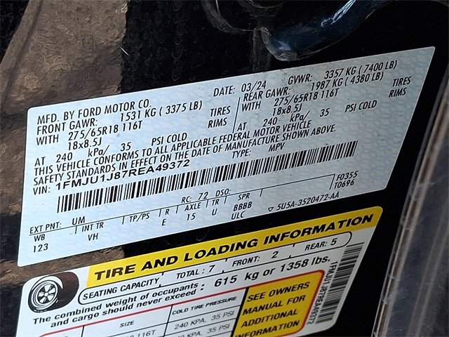 Used 2024 Ford Expedition XLT image 24