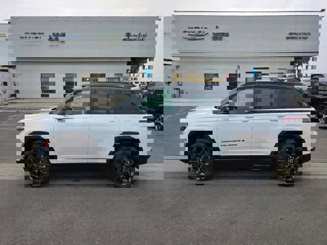 New 2025 Jeep Grand Cherokee Limited image 4