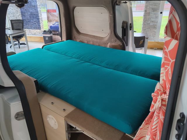 Used 2021 Ford Transit Connect XL FWD image 26