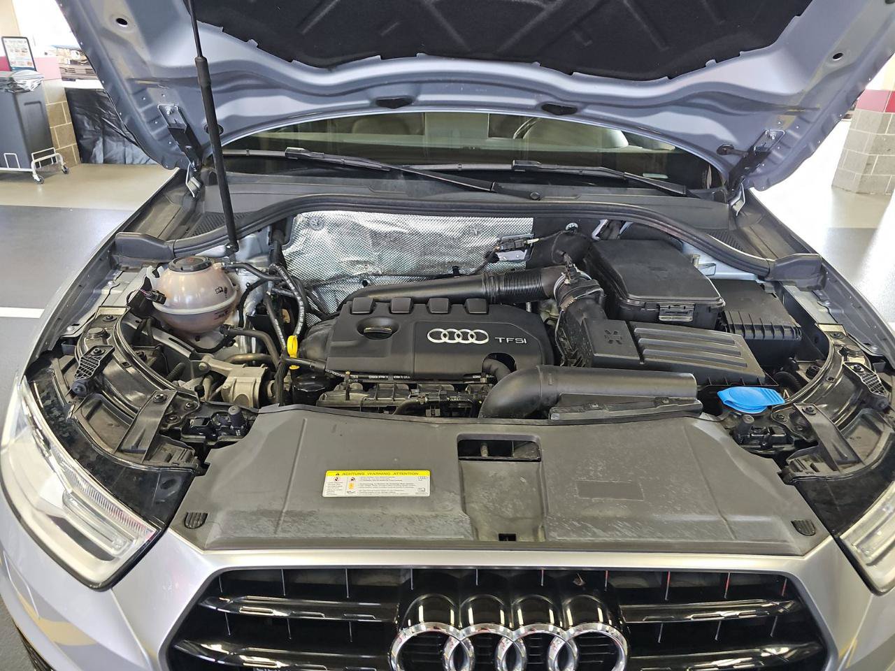 Used 2018 Audi Q3 2.0T Premium w/ Convenience Package AWD/4WD image 15