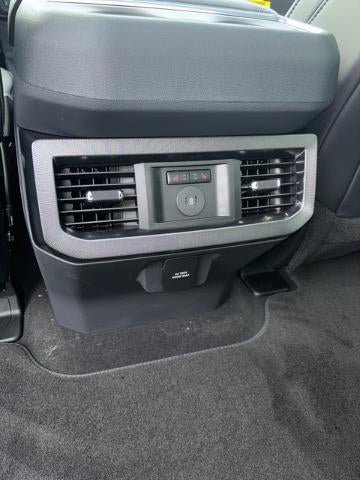 New 2026 Ford F350 Platinum w/ FX4 Off-Road Package image 29
