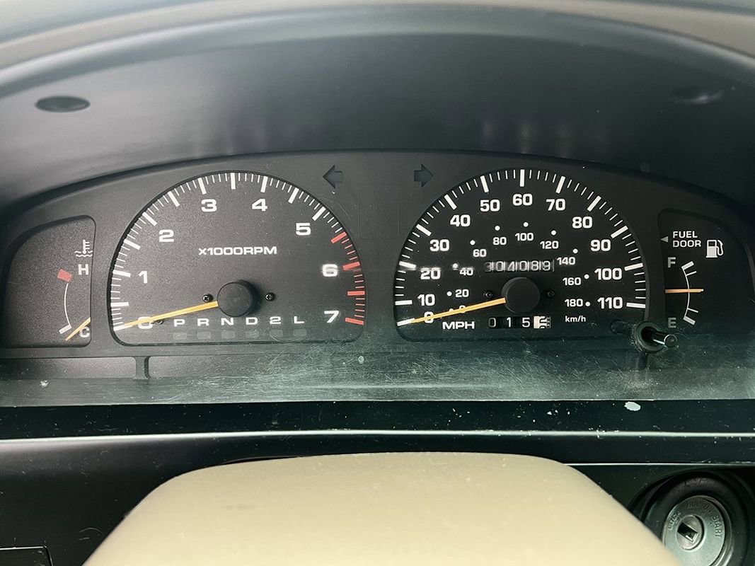 Used 1998 Toyota 4Runner Limited image 10