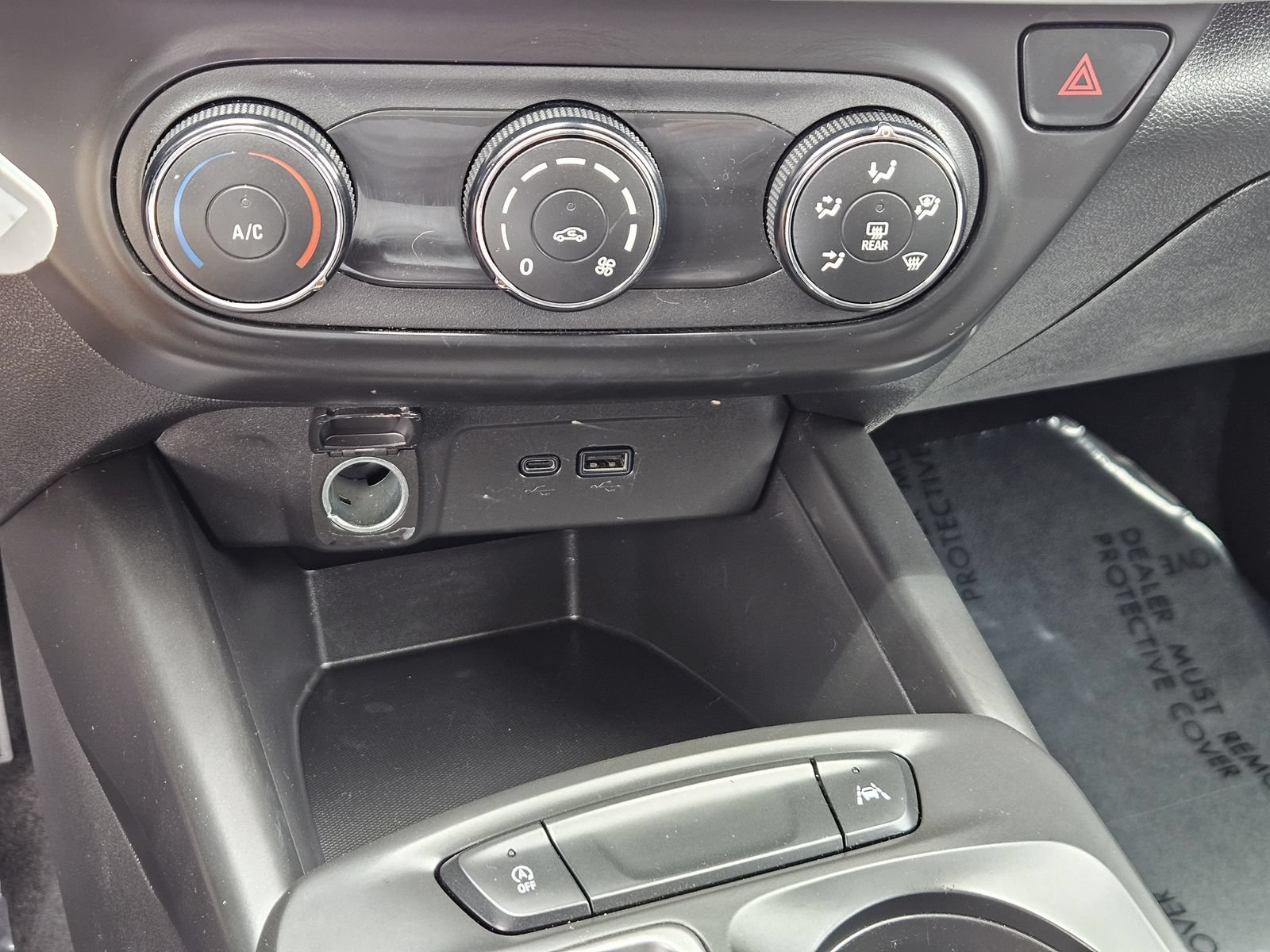 Certified 2025 Chevrolet Trax LS FWD image 21