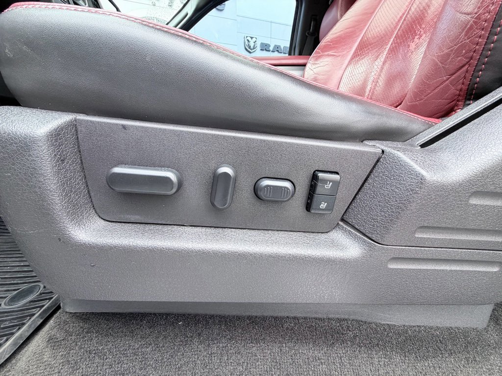Used 2013 Ford F150 Limited image 24