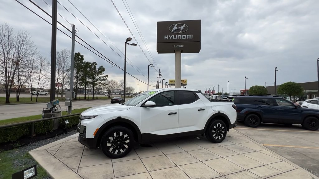 Used 2026 Hyundai Santa Cruz SE FWD image 6