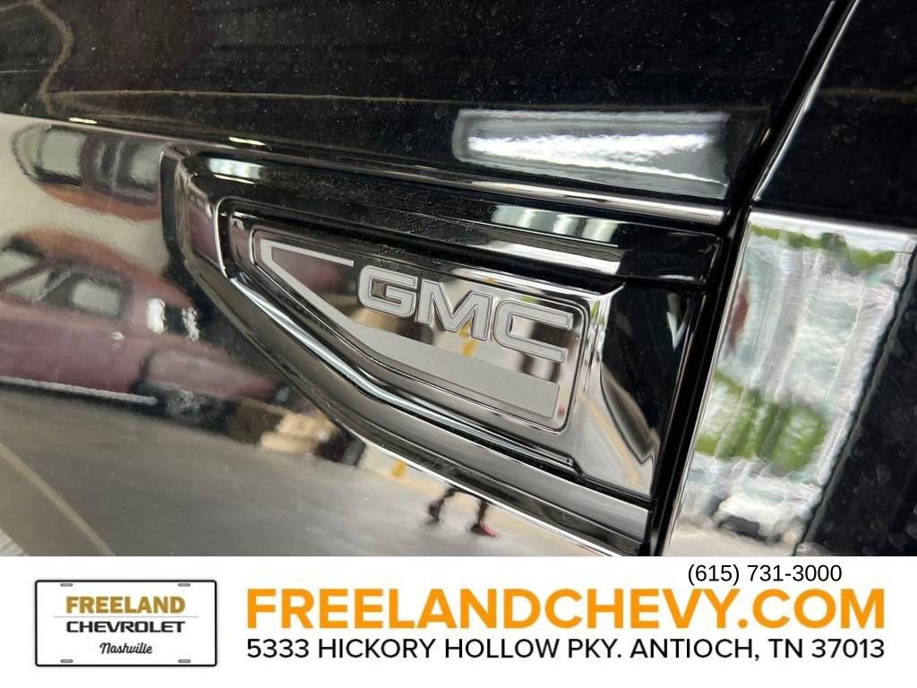 Used 2024 GMC Yukon Denali Ultimate image 12