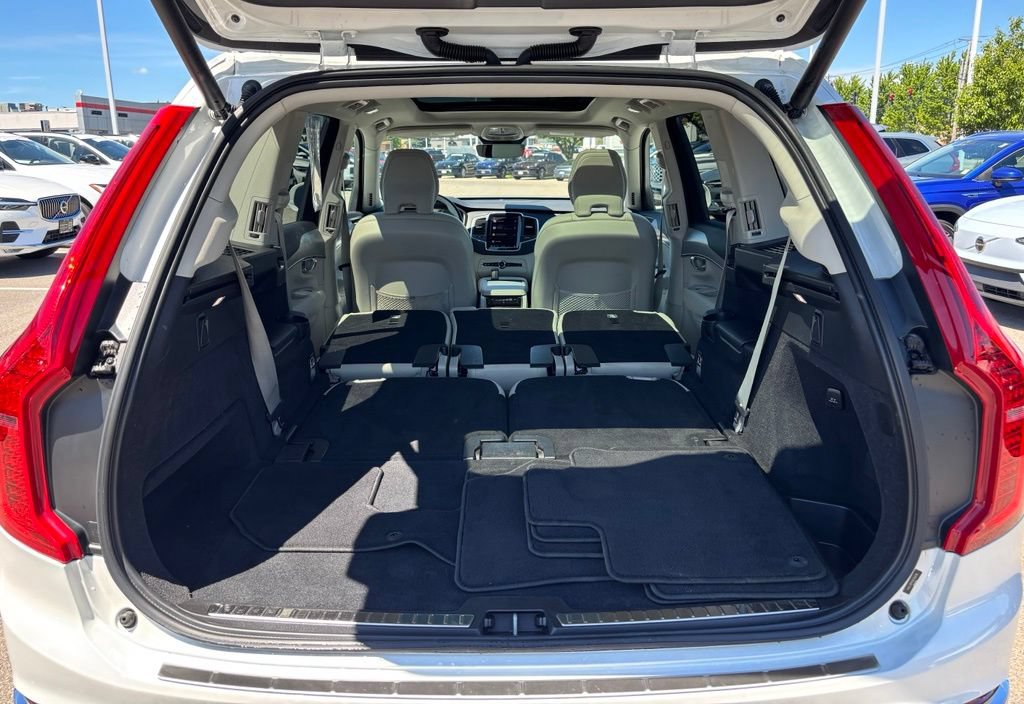 Used 2024 Volvo XC90 B5 Core w/ Climate Package AWD/4WD image 28