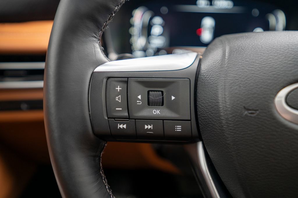 Used 2025 INFINITI QX60 Autograph w/ Cargo Package image 38