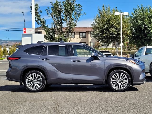 Used 2021 Toyota Highlander Platinum AWD/4WD image 5