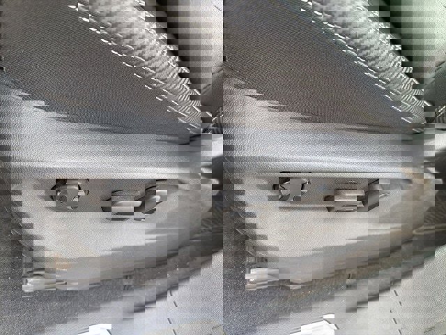 Certified 2023 Volkswagen Atlas Cross Sport SE w/ Black Wheel Package image 21