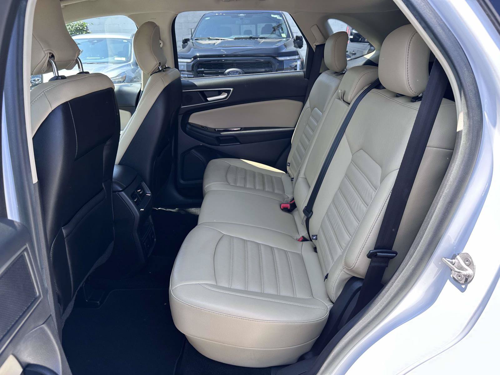 Used 2016 Ford Edge SEL w/ Equipment Group 201A AWD/4WD image 13
