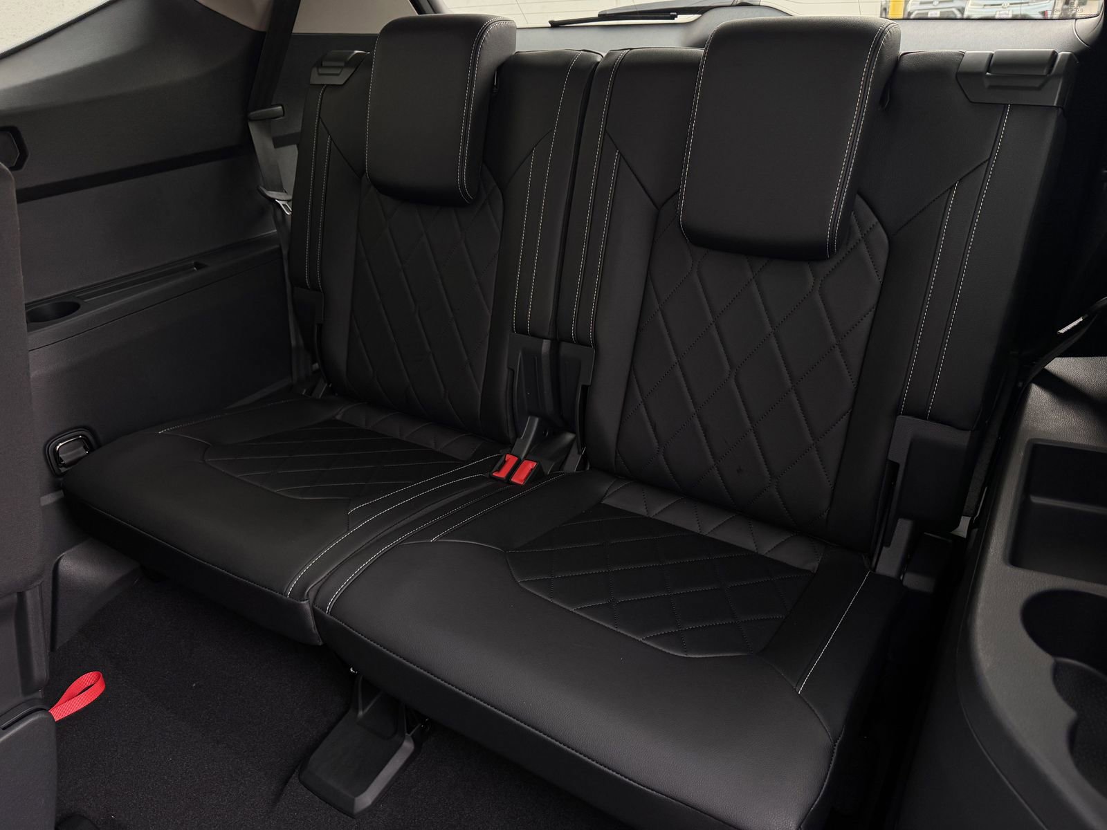 New 2026 Volkswagen Atlas SEL Premium R-Line image 28