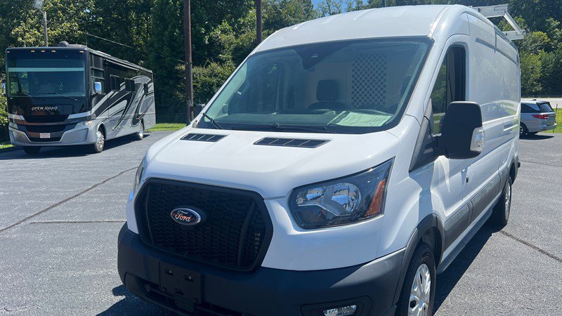 Used 2023 Ford Transit 250 Medium Roof w/ Load Area Protection Package RWD image 2