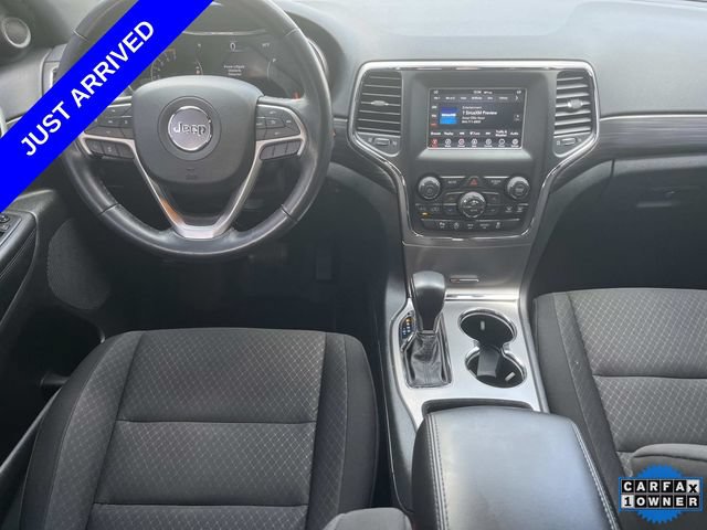 Used 2021 Jeep Grand Cherokee Laredo w/ Security & Convenience Group AWD/4WD image 15