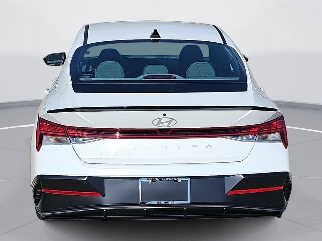 New 2026 Hyundai Elantra SEL Sport Premium FWD image 6