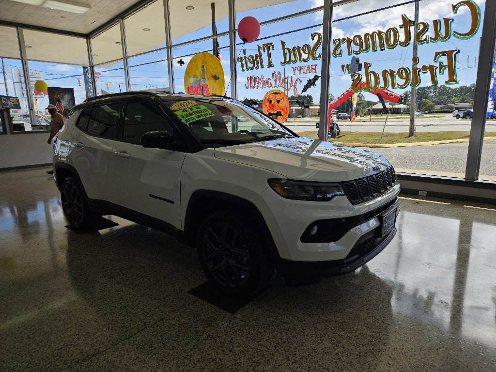 New 2026 Jeep Compass Limited image 3